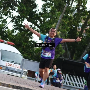 Runner Photo 8237766