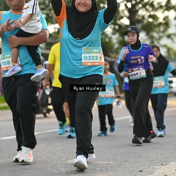Runner Photo 8237839