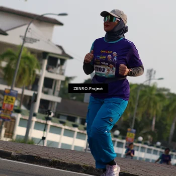 Runner Photo 8237939