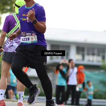 Runner Photo 8237980