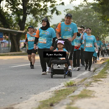 Runner Photo 8238000