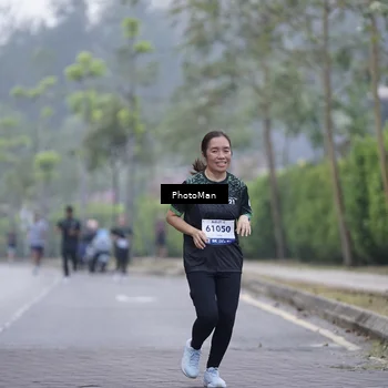 Runner Photo 8238003