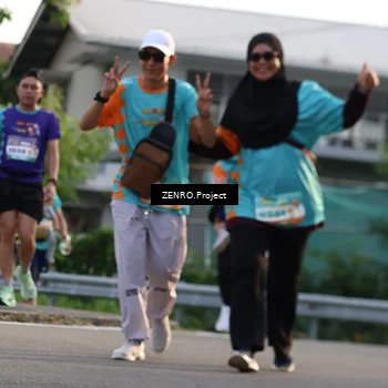 Runner Photo 8238011