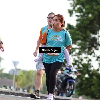 Runner Photo 8238013