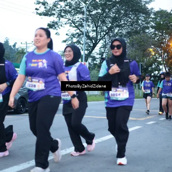 Runner Photo 8238015