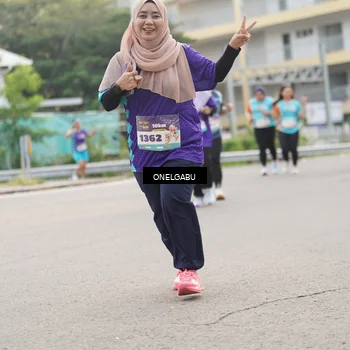 Runner Photo 8238026