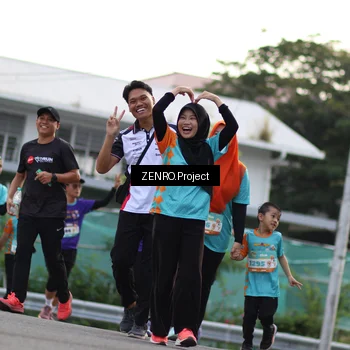 Runner Photo 8238048