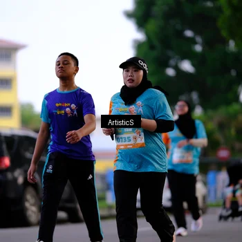 Runner Photo 8238050