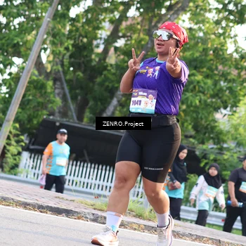 Runner Photo 8238058