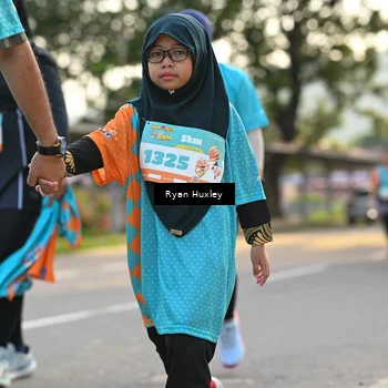 Runner Photo 8238063