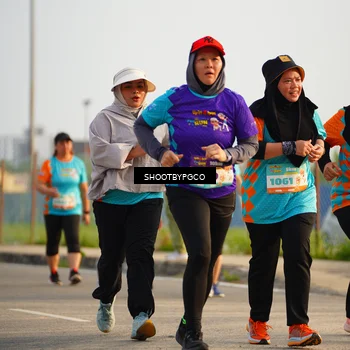 Runner Photo 8238088