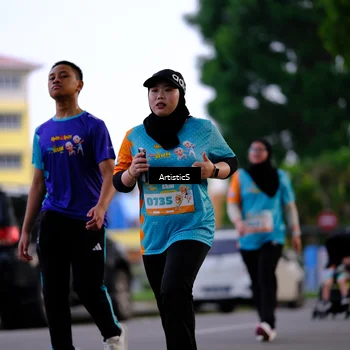 Runner Photo 8238093