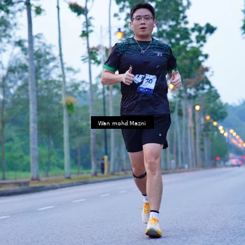 Runner Photo 8238112
