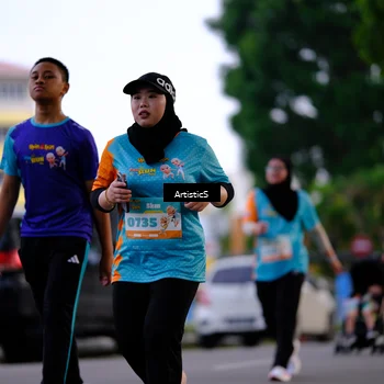 Runner Photo 8238123