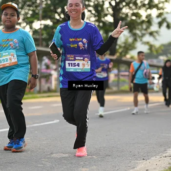 Runner Photo 8238175