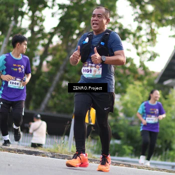 Runner Photo 8238180