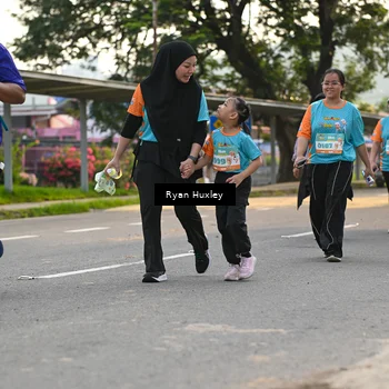 Runner Photo 8238201
