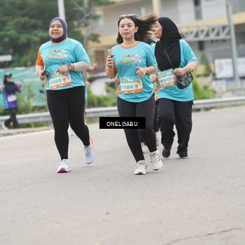 Runner Photo 8238211