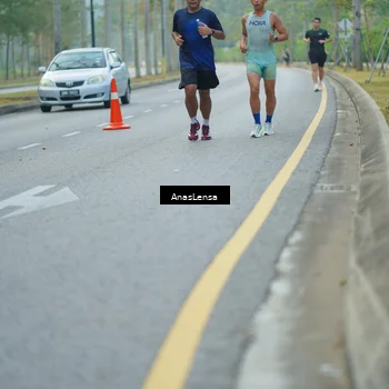 Runner Photo 8238229