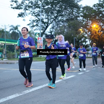 Runner Photo 8238254