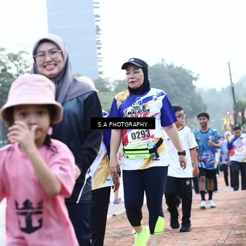 Runner Photo 8238276