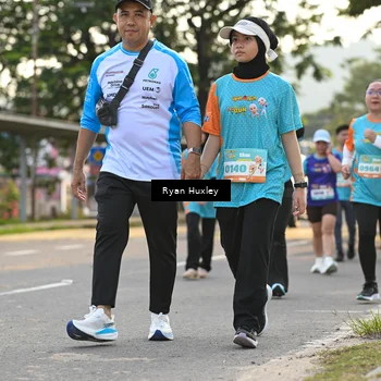 Runner Photo 8238288
