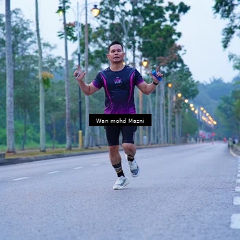 Runner Photo 8238295