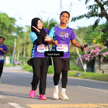 Runner Photo 8238302