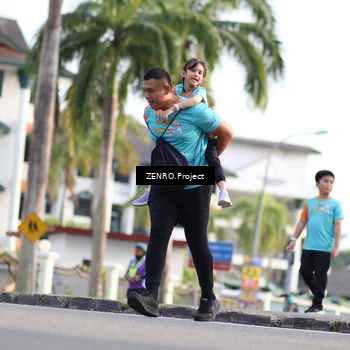 Runner Photo 8238309