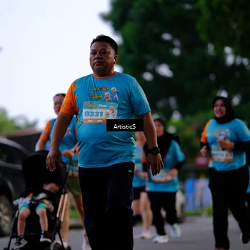 Runner Photo 8238313