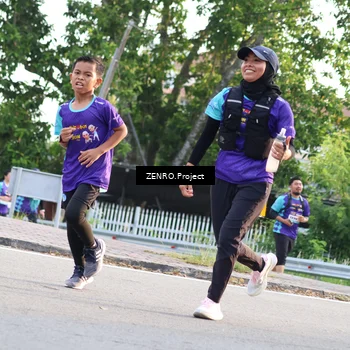 Runner Photo 8238317