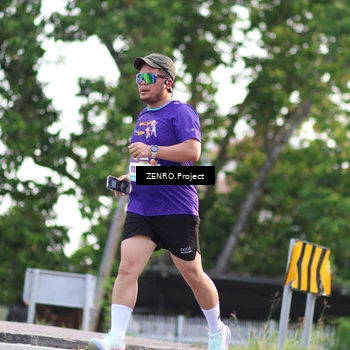 Runner Photo 8238343