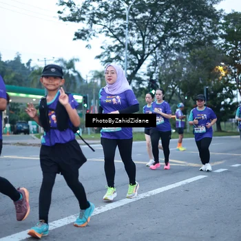 Runner Photo 8238354