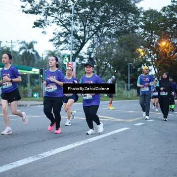 Runner Photo 8238359