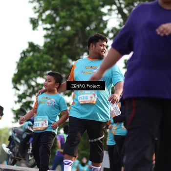Runner Photo 8238363