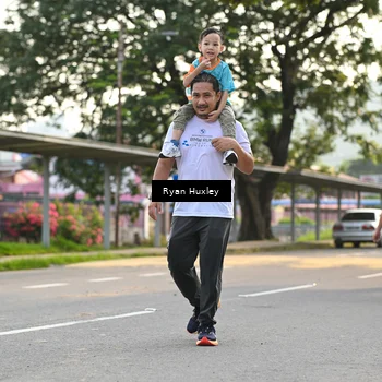 Runner Photo 8238401