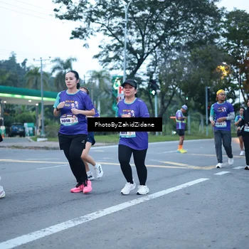 Runner Photo 8238404