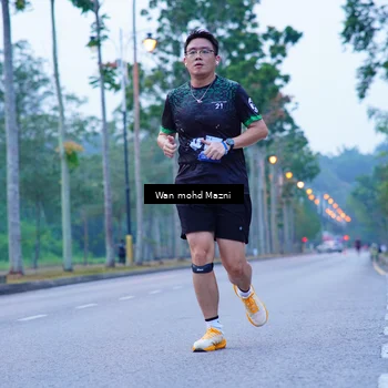 Runner Photo 8238406