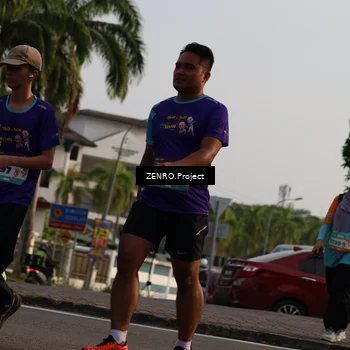 Runner Photo 8238417
