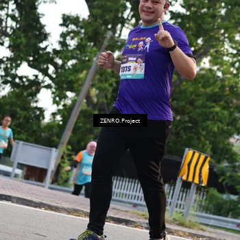 Runner Photo 8238444