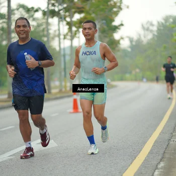 Runner Photo 8238450