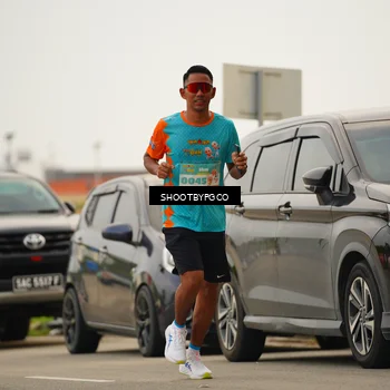 Runner Photo 8238456