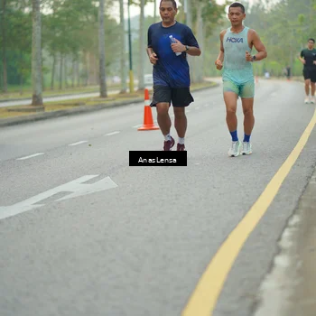 Runner Photo 8238457