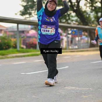 Runner Photo 8238475