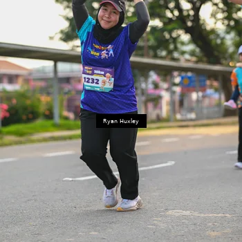 Runner Photo 8238476