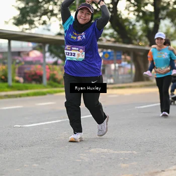 Runner Photo 8238480