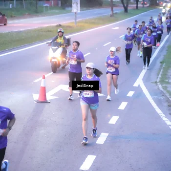 Runner Photo 8238482