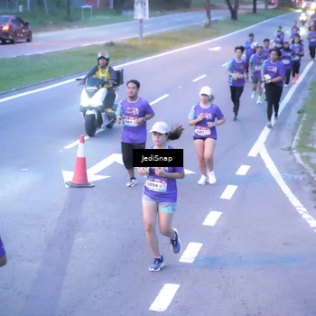 Runner Photo 8238484