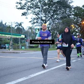 Runner Photo 8238498