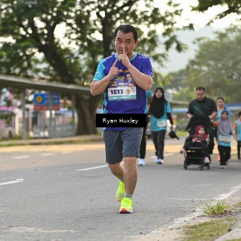 Runner Photo 8238535